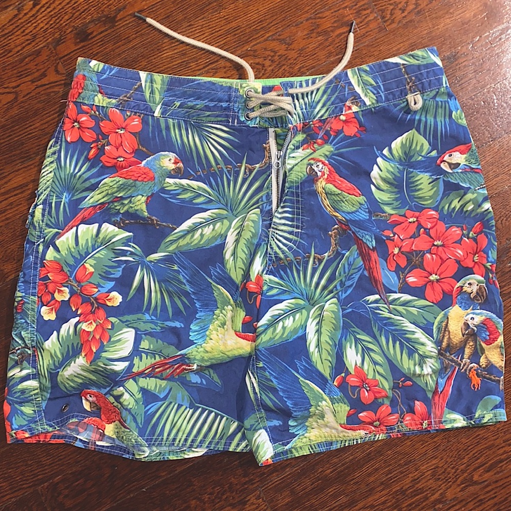 Men’s swimsuit medium waist 32